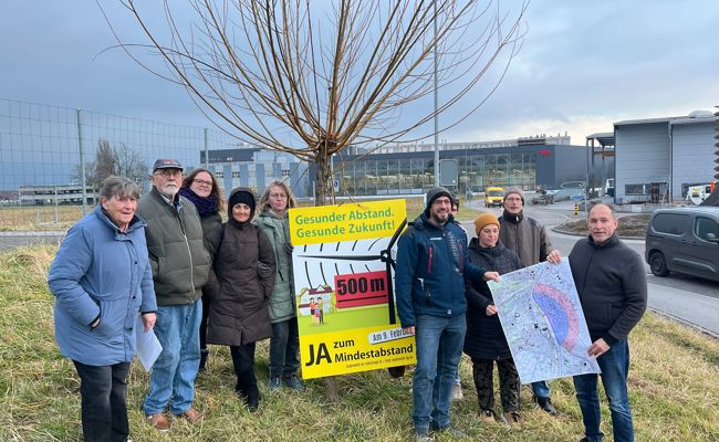 Bürgerbewegung formiert sich: Sorge um Wohnqualität durch Windrad an der Grenze