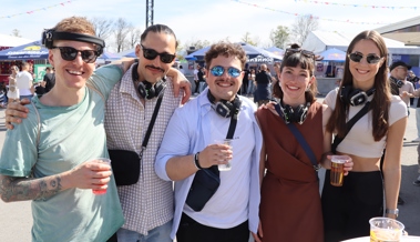 Kopfhörer auf, Party an: So war der erste Daydance auf dem Rhema-Gelände Kopfhörer auf, Party an: So war der erste Daydance auf dem Rhema-Gelände