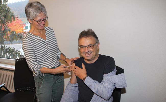 Grippeimpfung bei Kaffee und Gipfeli