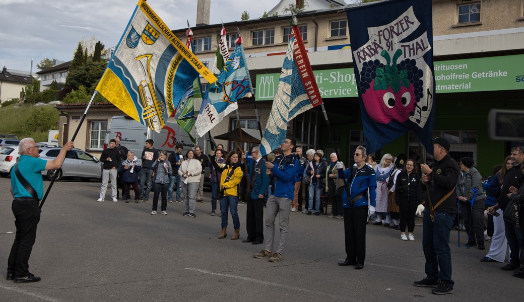 Empfang durch die Gemeinde Thal und ihre Vereine