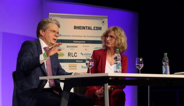 «Ist kein Selbstzweck»: Bank-CEO mit Rheintaler Wurzeln hat an der Rhema über Diversität gesprochen
