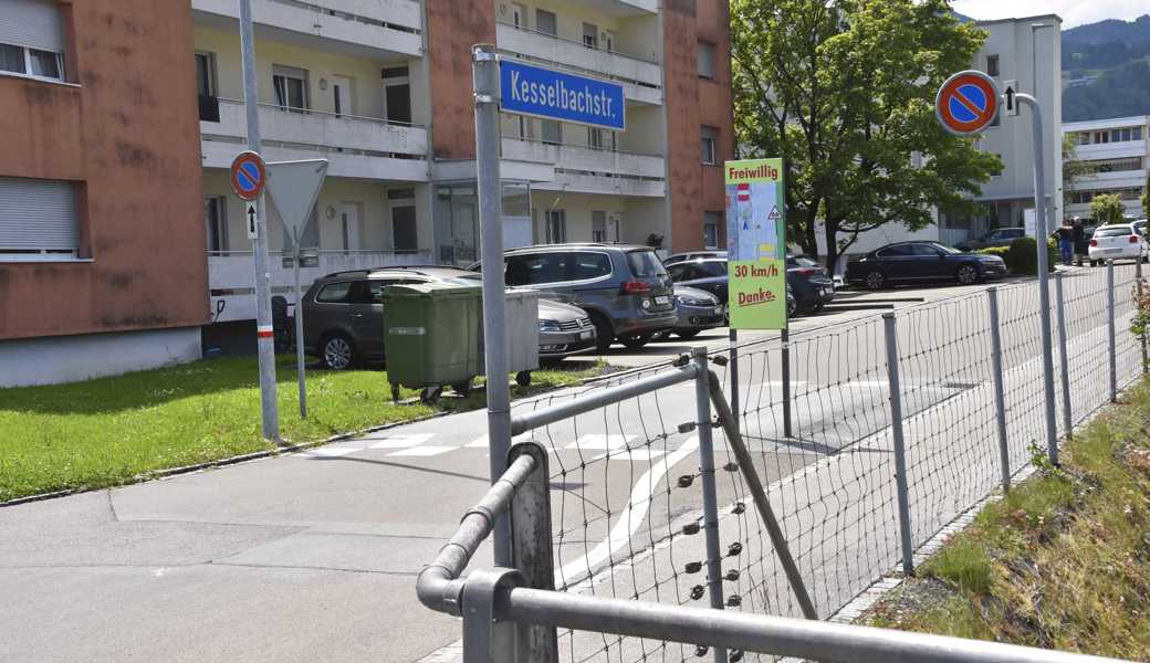Die Feiwilligkeit war nicht verpflichtend genug: An der Kesselbachstrasse und den weiteren Strassen im Gebiet Tiefenacker wird Tempo 30 eingeführt. 