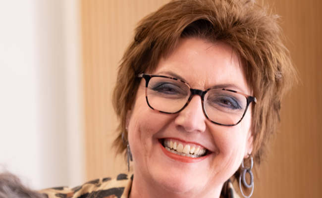 Helene Hengartner ist Masken-Teamleiterin bei der Freilichtbühne