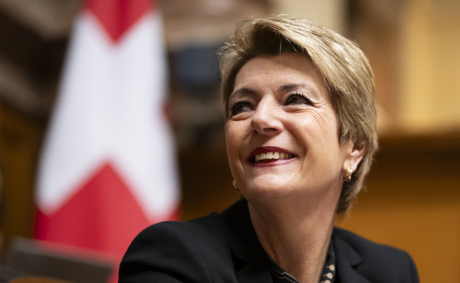 Gewählt mit 168 Stimmen: Karin Keller-Sutter wird Bundespräsidentin