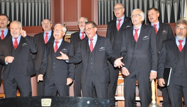 Wie auf einer Schlittenfahrt: Männerchor und Flötenensemble verbreiteten Weihnachtsstimmung