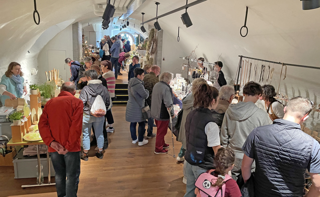 Kunsthandwerk, Fotografie und Köstlichkeiten: So verzauberte die Osterverkaufsausstellung