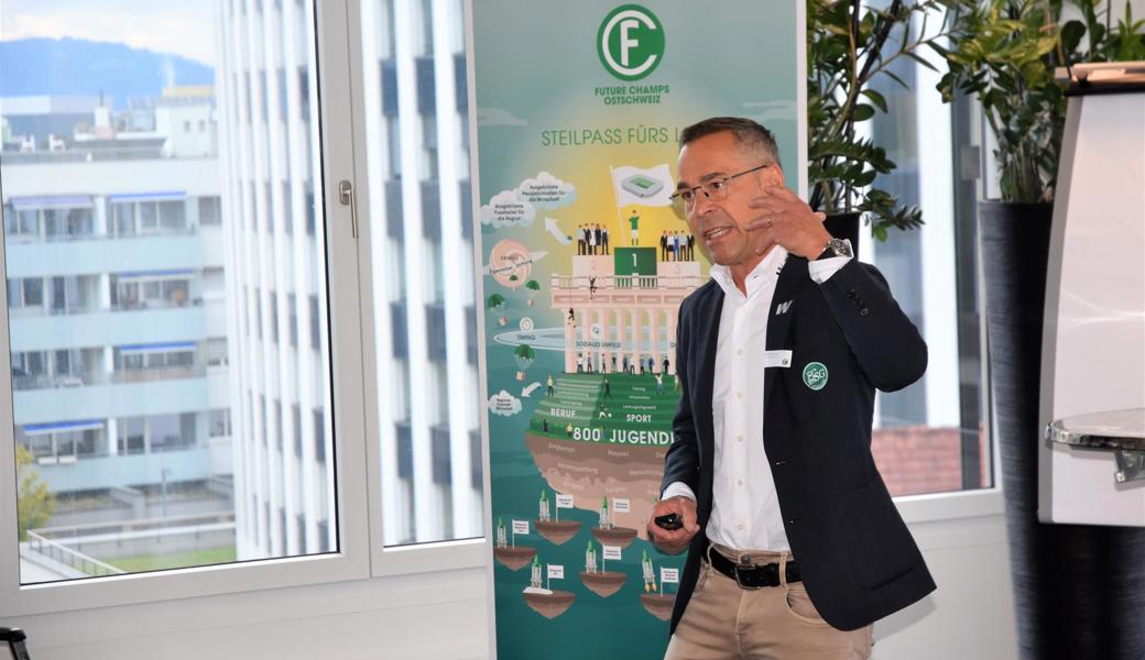 Matthias Hüppi: «Nur wenige Nachwuchsspieler schaffen den Sprung zu den Profis. Deshalb müssen wir auch schulische Fähigkeiten und die Persönlichkeitsentwicklung fördern.»  Matthias Hüppi: «Nur wenige Nachwuchsspieler schaffen den Sprung zu den Profis. Deshalb müssen wir auch schulische Fähigkeiten und die Persönlichkeitsentwicklung fördern.»