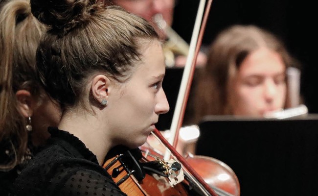 Jugendsinfonieorchester startet mit Wiener Charme ins neue Jahr
