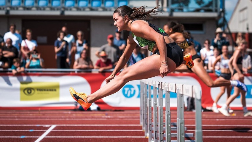 Auch Larissa Bertényi überzeugte über 60 Meter Hürden.