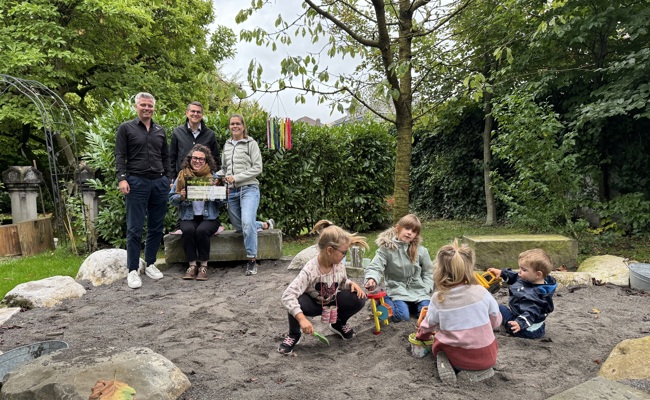 Tilia gewinnt Ausschreibung – Kinder freuen sich über neuen Sandkasten