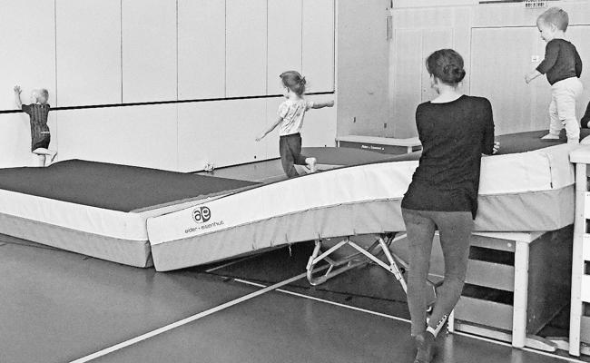 Turnen mit Mama