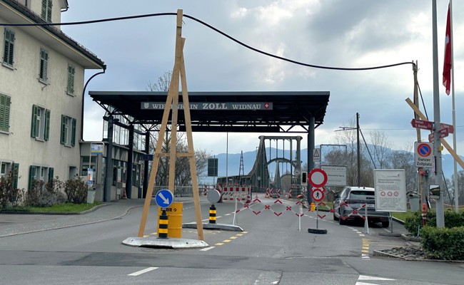 Jetzt ist sie gesperrt: Auf der Wiesenrainbrücke haben die Bauarbeiten begonnen