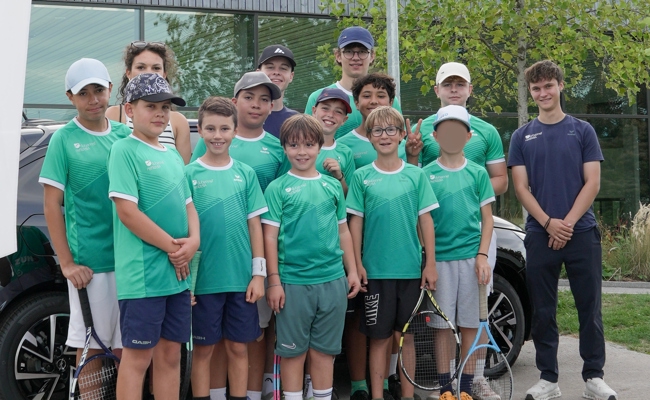 Tennisnachwuchs zeigt Kampfgeist