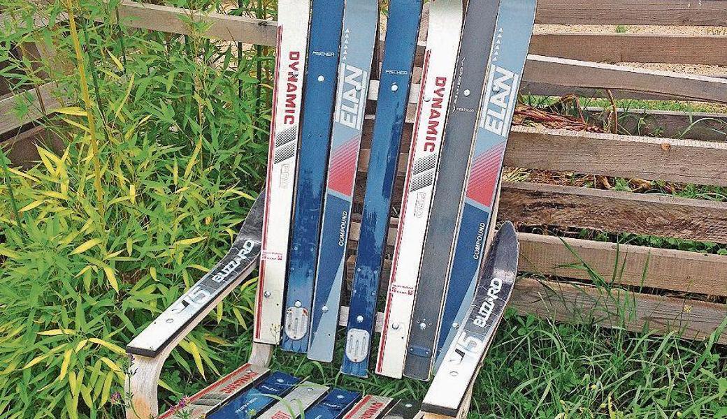 Lässt dieser Stuhl nicht das Herz jedes Skifans höher (schneller) schlagen?