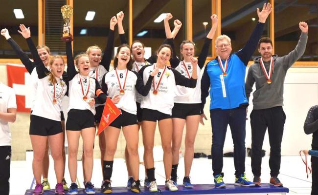 Meistertitel für Diepoldsauer Fausterinnen