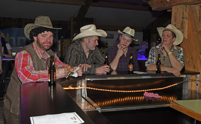Willkommen im Saloon Ribelhof - Cowboys, Banditen und ganz viel Fasnachtsspass