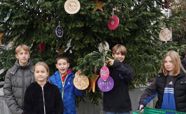 Der Weihnachtsbaum ist ein Sinnbild der Integration