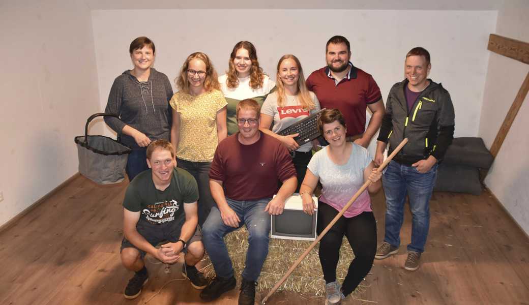 Die Mitglieder der Theatergruppe proben bereits fleissig. 