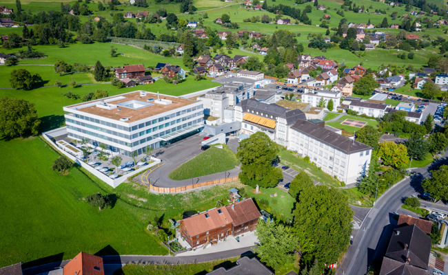 St. Galler Spitäler bauen massiv Stellen ab - auch in der Region
