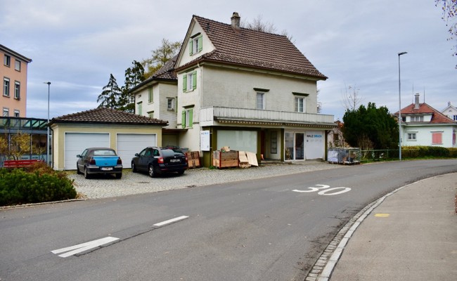 Gemeinde will «Walz-Areal» im Dorfzentrum verkaufen: Investoren sollen überbauen
