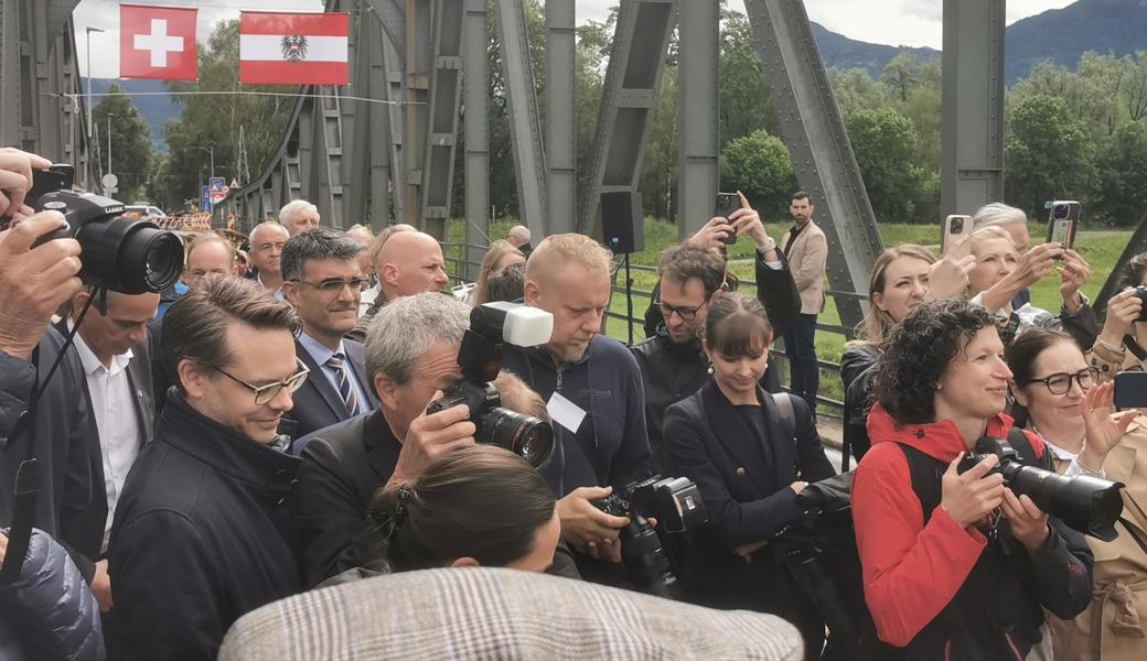 Das Medieninteresse war gross: Alle wollten die Minister vor die Linse kriegen.