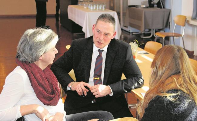 «Kläre, was d’ Rhinecker wend»