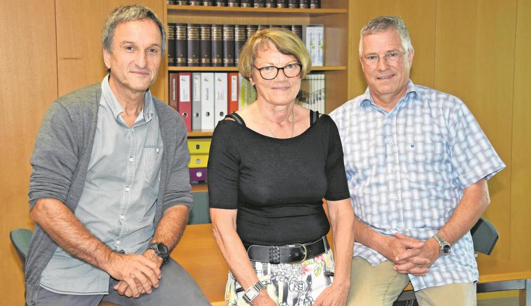 Gilbert Hutter (v. l.), Susi Hubatka und Richard Seitz verabschieden sich mit einem lachenden und einem weinenden Auge.