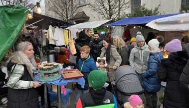 Adventsmarkt in Au: In diesem Jahr so viele Stände wie nie zuvor Adventsmarkt in Au: In diesem Jahr so viele Stände wie nie zuvor