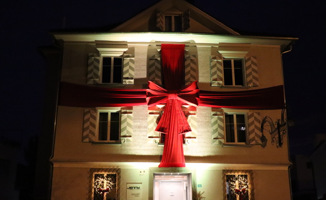 Die Redaktion wünscht allen frohe Weihnachten