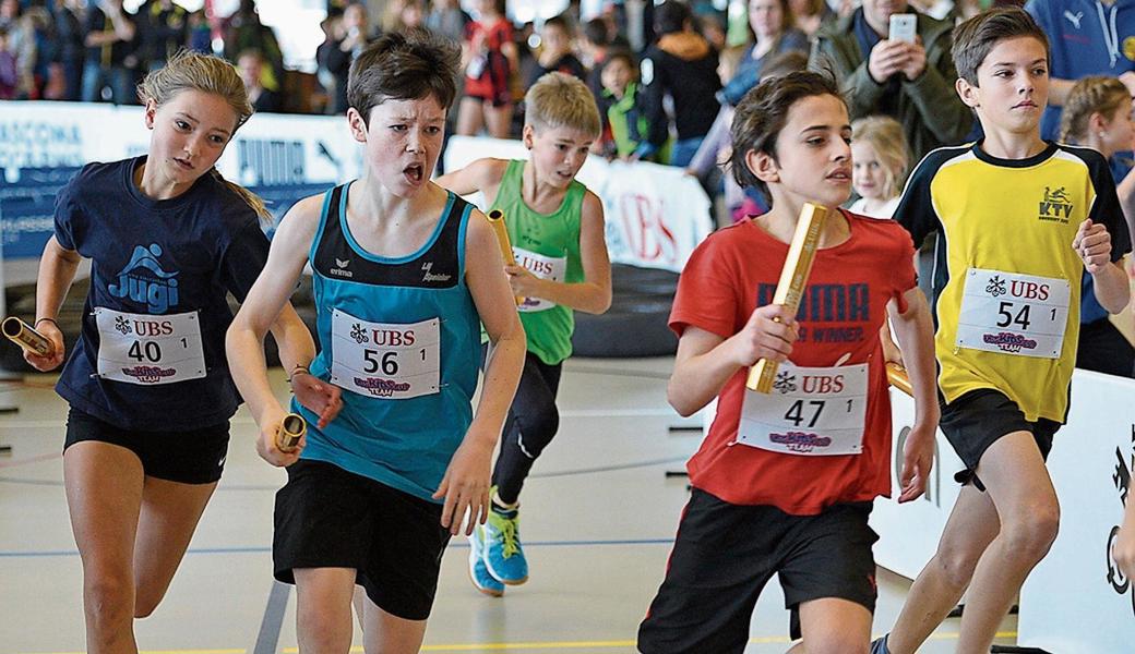 Mit viel Power wird in einer stimmungsvollen Atmosphäre morgen Samstag um gute Platzierungen im UBS Kids Cup gekämpft.