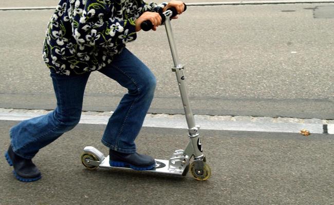 Kind auf Fussgängerstreifen verunfallt