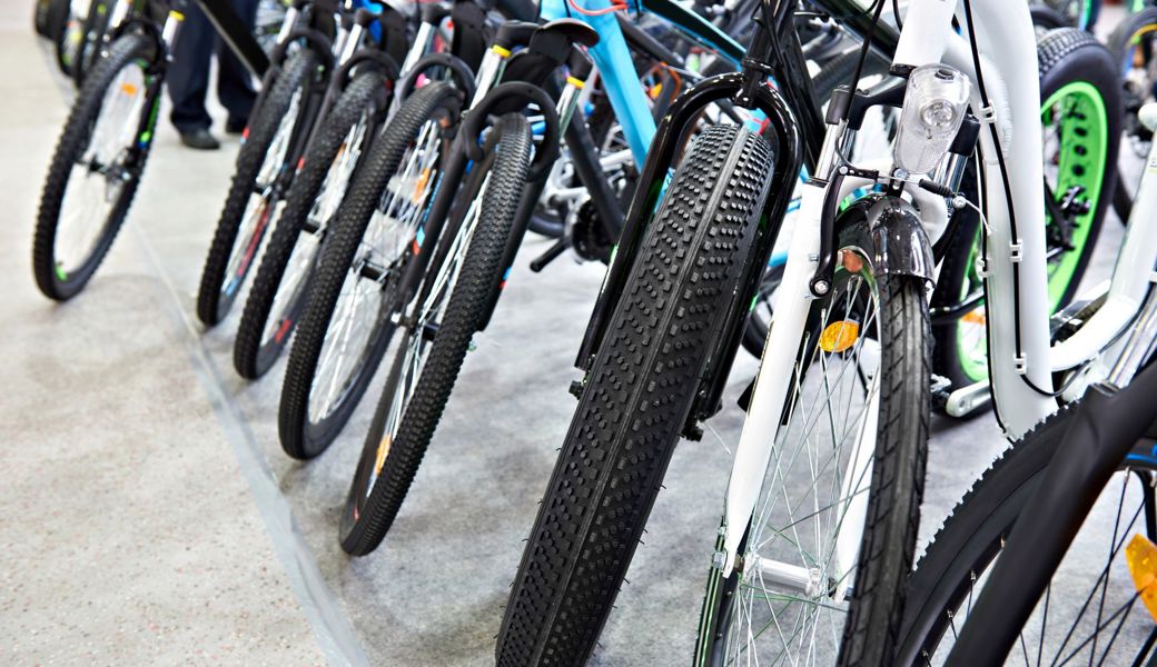 Velos werden immer klobiger: Akustische Machtfunktion und Reifen für Geröllhalden