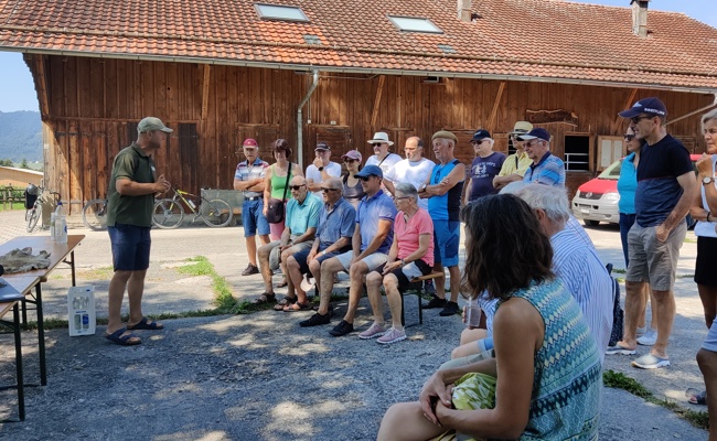 Die Ortsgemeinde gewährte einen Einblick in die Arbeit auf und neben dem Feld