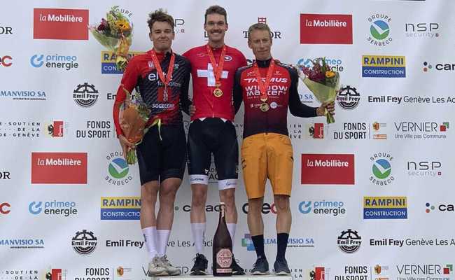 Simon Vitzthum holt Schweizer Meistertitel im Zeitfahren in der Kategorie National Elite