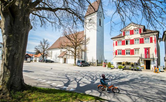 Neuer Mitarbeiter und mehrere Arbeiten