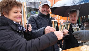 Nasse, aber gesellige Neujahrsbegrüssung
