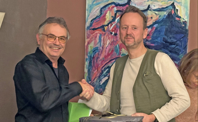 Remo Langenegger stand in 13 Rollen für die Theatergruppe Rhybrugg auf der Bühne