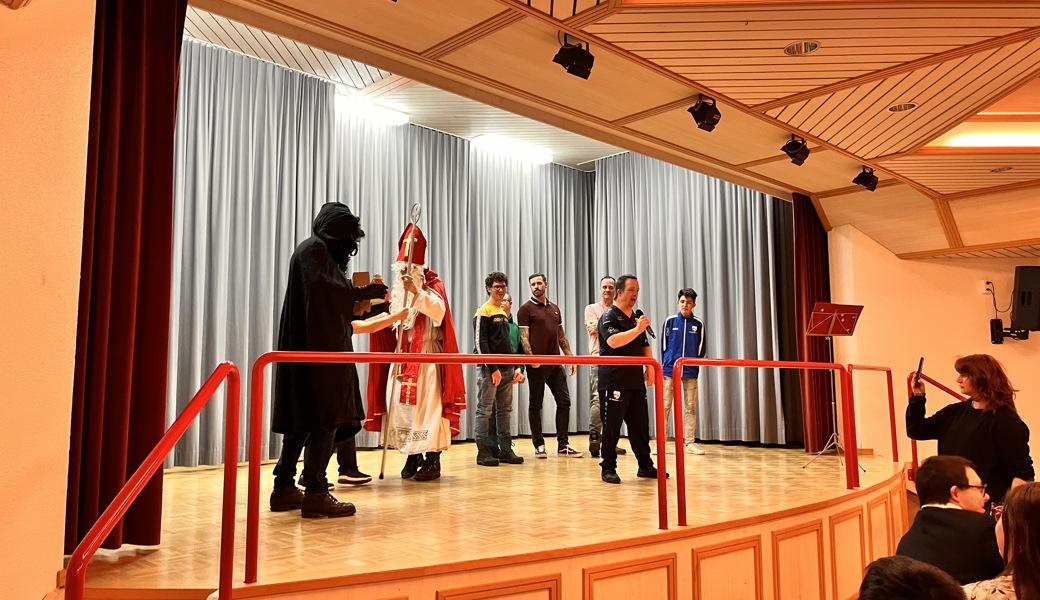 Samichlaus besucht PluSport Rheintal