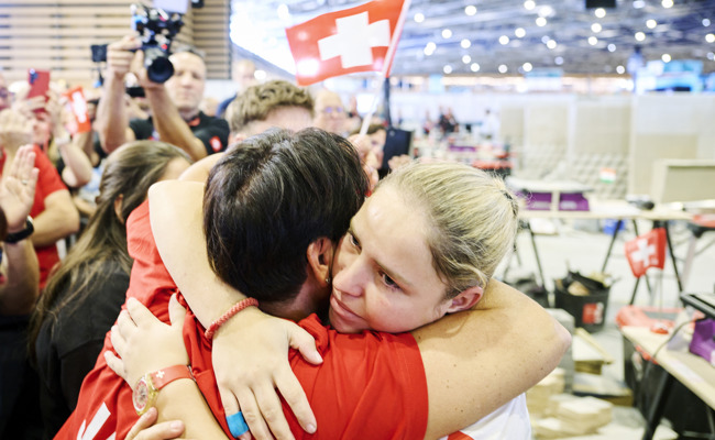 Jana Goldener ist die erste Schweizerin unter den besten Plattenlegerinnen der Welt