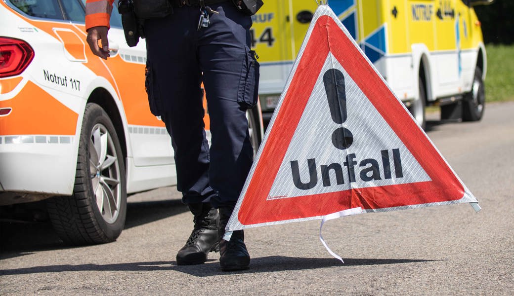 26-jähriger Mann verunfallt mit dem Rennvelo - Rega fliegt ihn ins Spital