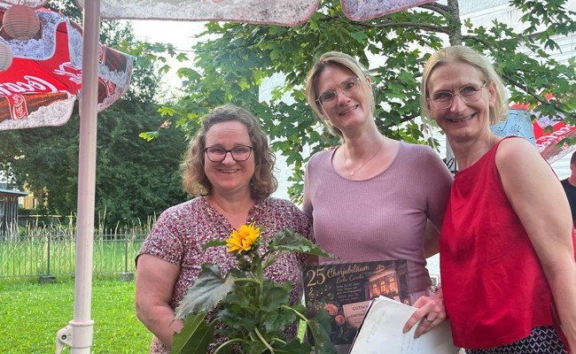 Gemeinschaft, Genuss und Gesang bis in die Nacht