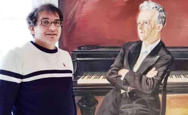 Er sucht die Nadel im Heuhaufen