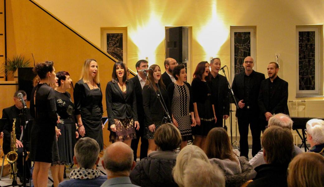 ... zusammen mit dem Vokalensemble euphonic auf.