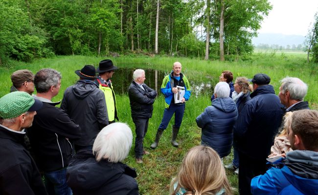 Neue Weiher für Frösche und Molche: Aufgewertetes Naturschutzgebiet Fahrmad eingeweiht