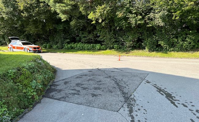 Mehr als hundert Franken Sachschaden nach Kollision zwischen Velo und E-Scooter