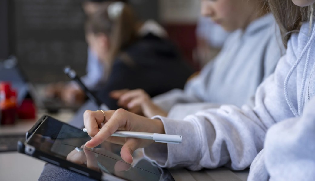 Aus Gesundheitsgründen: Elternrat will WLAN in Schulhäusern abschalten