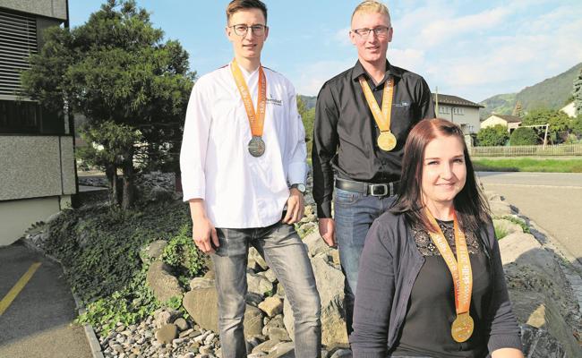 Champions bringen Medaillen heim