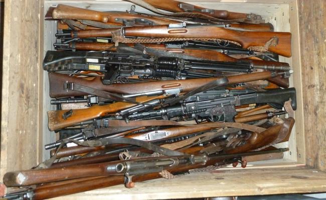 Polizei sammelt Waffen ein