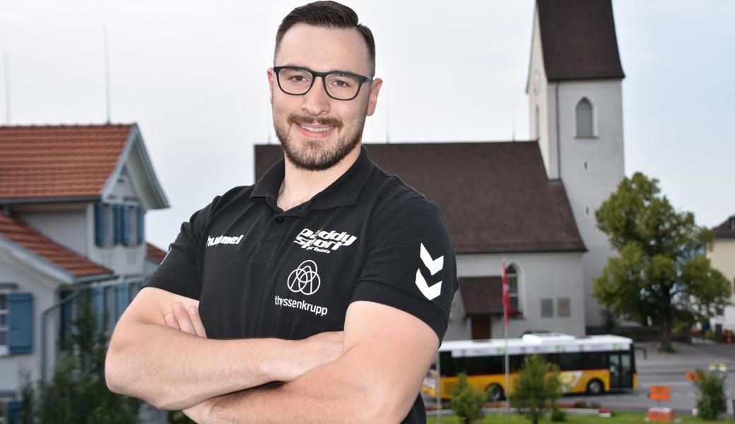 Naim Fejzaj, Schwinger mit kosovarischen und kroatischen Wurzeln, ist ambitionierter Schwinger. Naim Fejzaj, Schwinger mit kosovarischen und kroatischen Wurzeln, ist ambitionierter Schwinger.