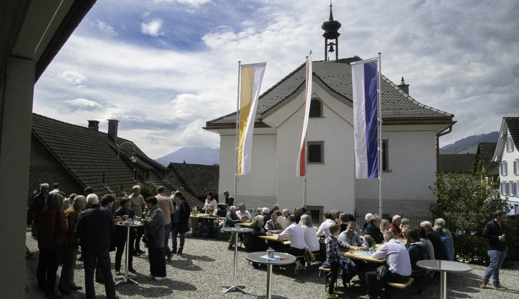 Am Patrozinium wurde das frisch restaurierte Pfarreiheim gesegnet. 